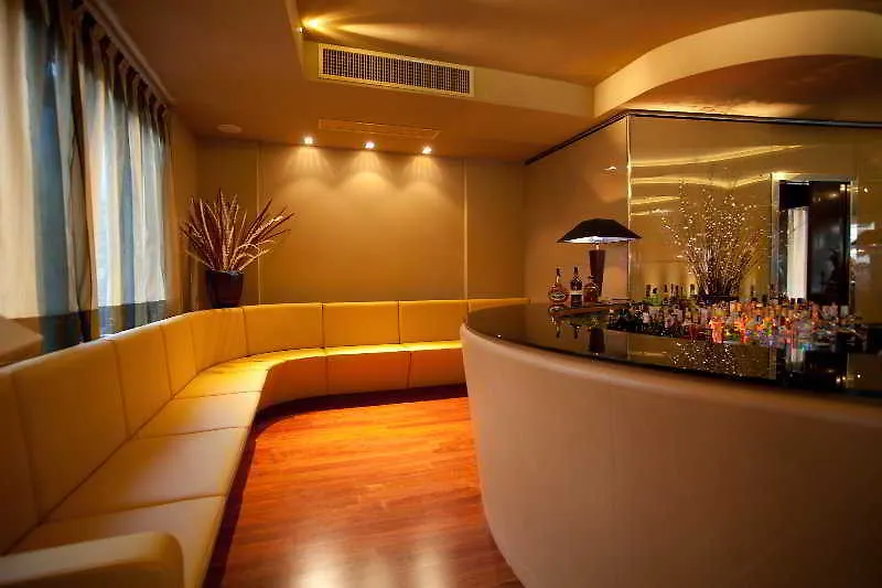 Hotel Kristal Palace - Tonelli Hotels - Adult Friendly Riva del Garda